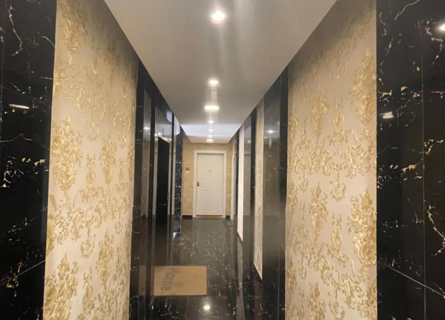 Deoni Apartment Luxury 地拉那