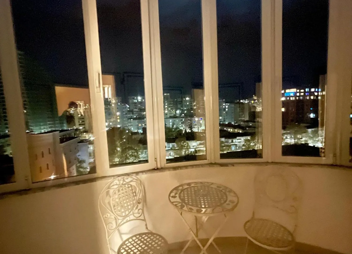 Deoni Apartment Luxury 地拉那 0*,